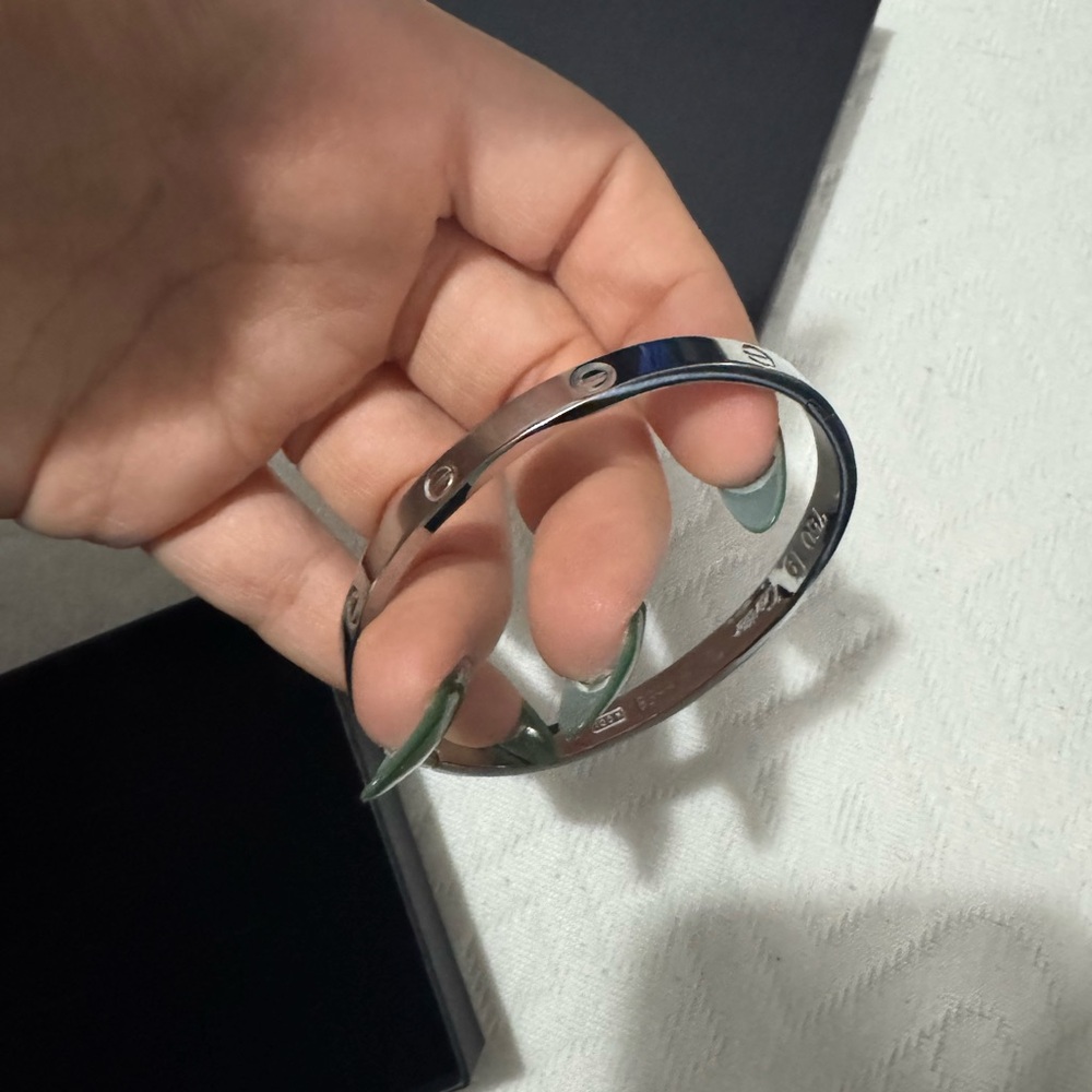Silver Bracelet with Screw Motif